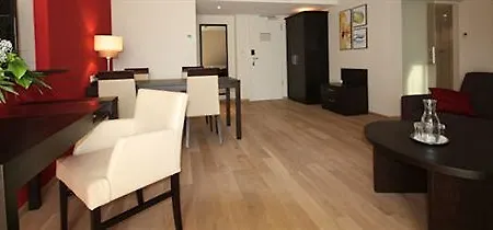 Golfhotel Schloss Reichmannsdorf מלון 4*