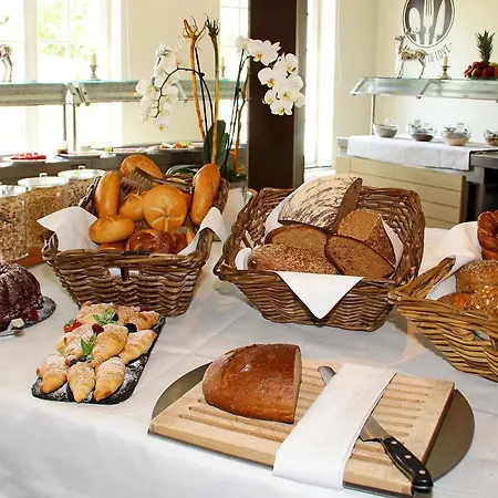 מלון Golfhotel Schloss Reichmannsdorf