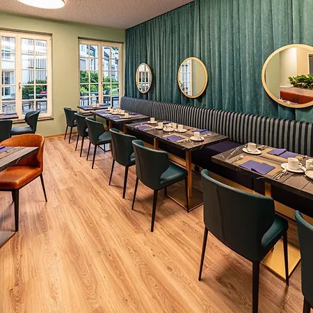 Golfhotel Schloss Reichmannsdorf 4*