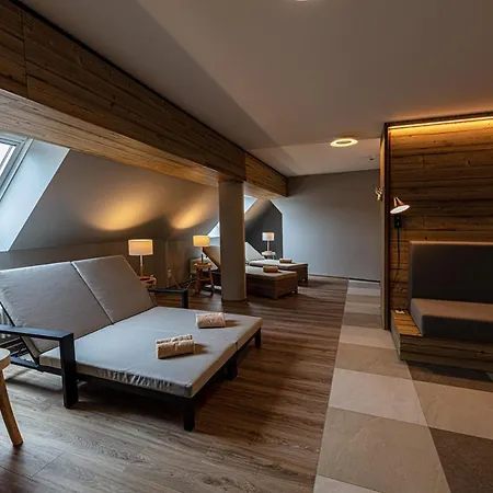 Golfhotel Schloss Reichmannsdorf 4*