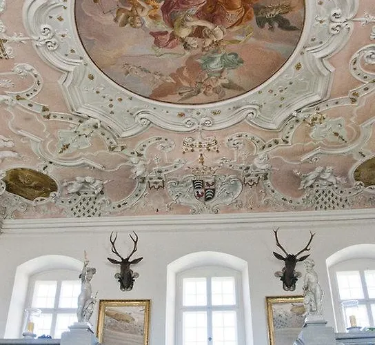 호텔 Golfhotel Schloss Reichmannsdorf 4*